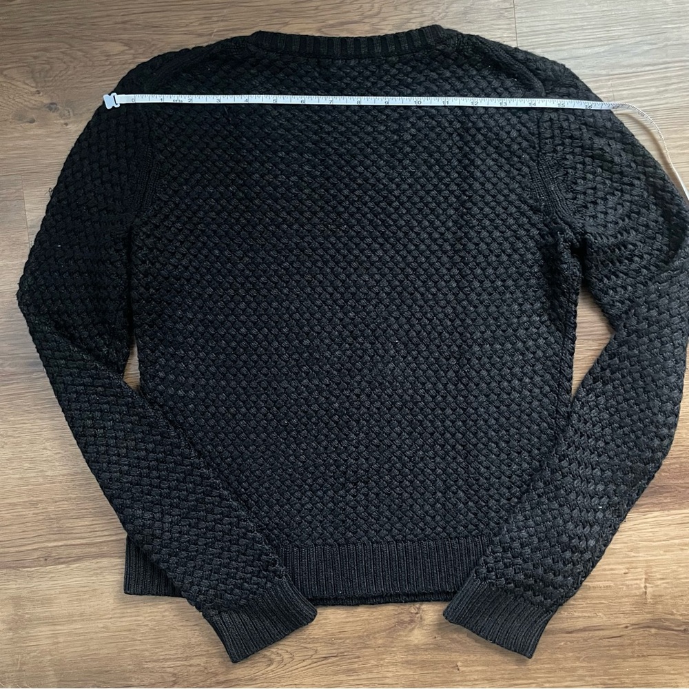 Banana Republic Black Crew Neck Sweater with Textured Knit - Size XS - Picture 8 of 9